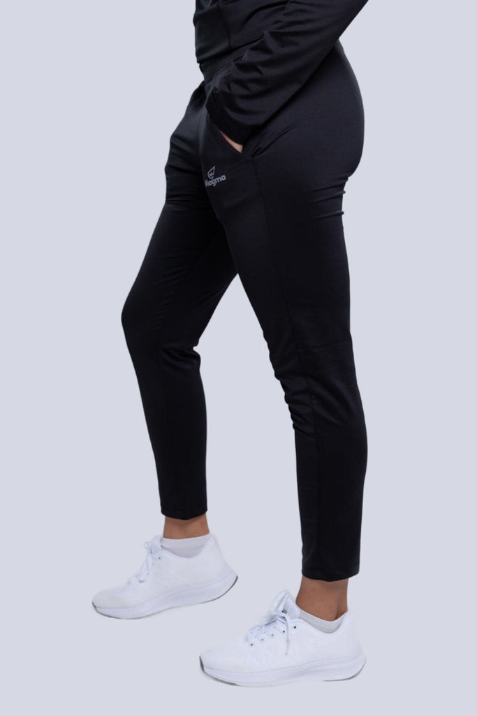 Everyday Jogger in Black